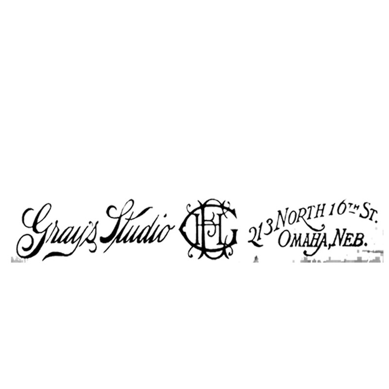 #2597 - Gray's Studio - Photo